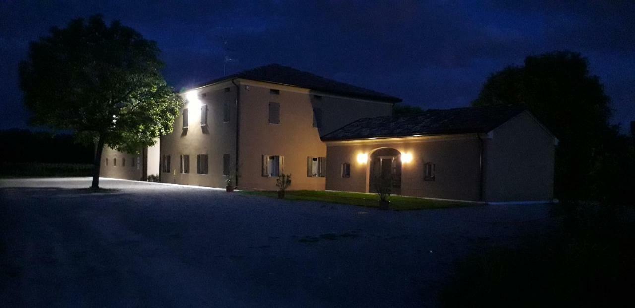 Agriturismo Vitae Fabbrico Esterno foto
